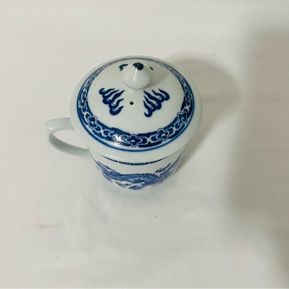 DRAGON Blue White Asian Porcelain Tea Steeping Mug with Lid Printed Dragon - Picture 2 of 7